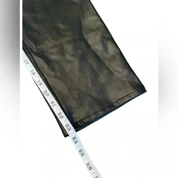 Abercrombie & Fitch Vegan Leather Ankle Straight Pant Size 4 Short - Picture 4 of 10